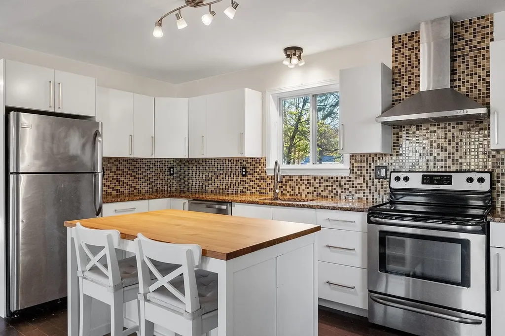 4 Morris Street Peterborough NH 03458