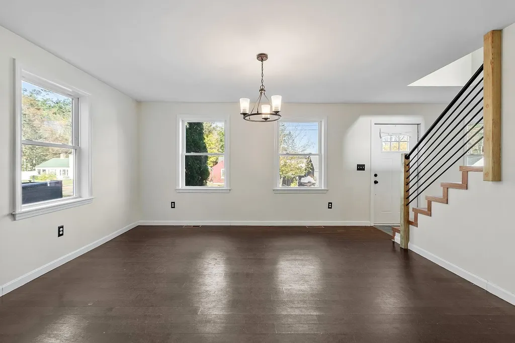 4 Morris Street Peterborough NH 03458