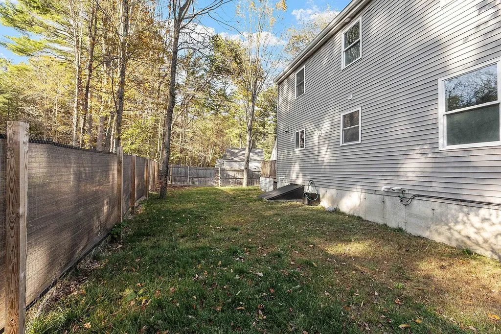 4 Morris Street Peterborough NH 03458