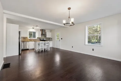 4 Morris Street Peterborough NH 03458