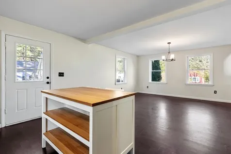 4 Morris Street Peterborough NH 03458