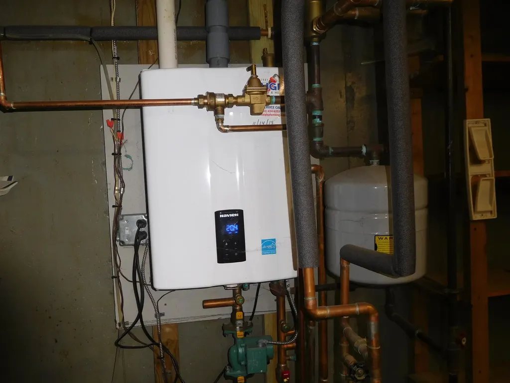 169 Fieldstone Drive Londonderry NH 03053