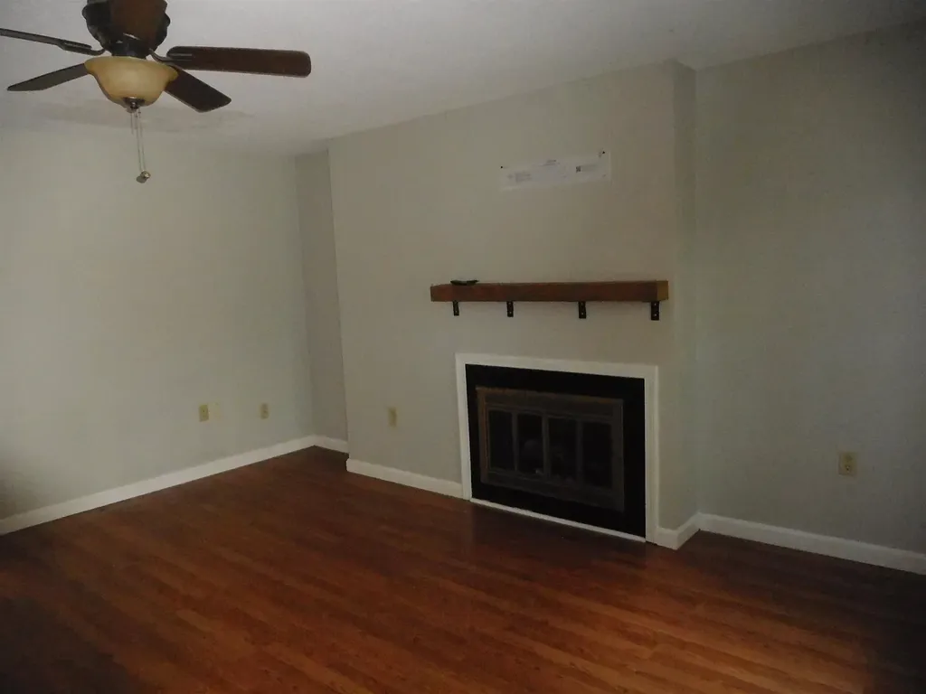 169 Fieldstone Drive Londonderry NH 03053