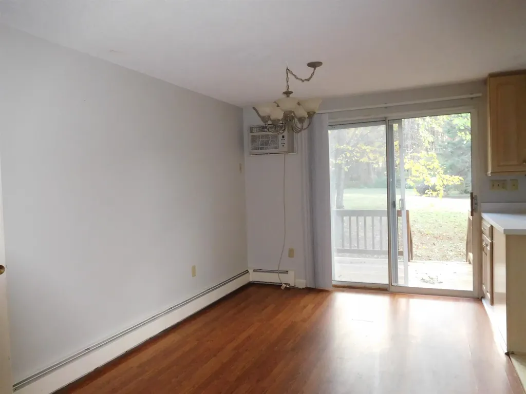 169 Fieldstone Drive Londonderry NH 03053