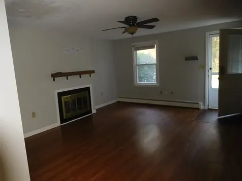 169 Fieldstone Drive Londonderry NH 03053