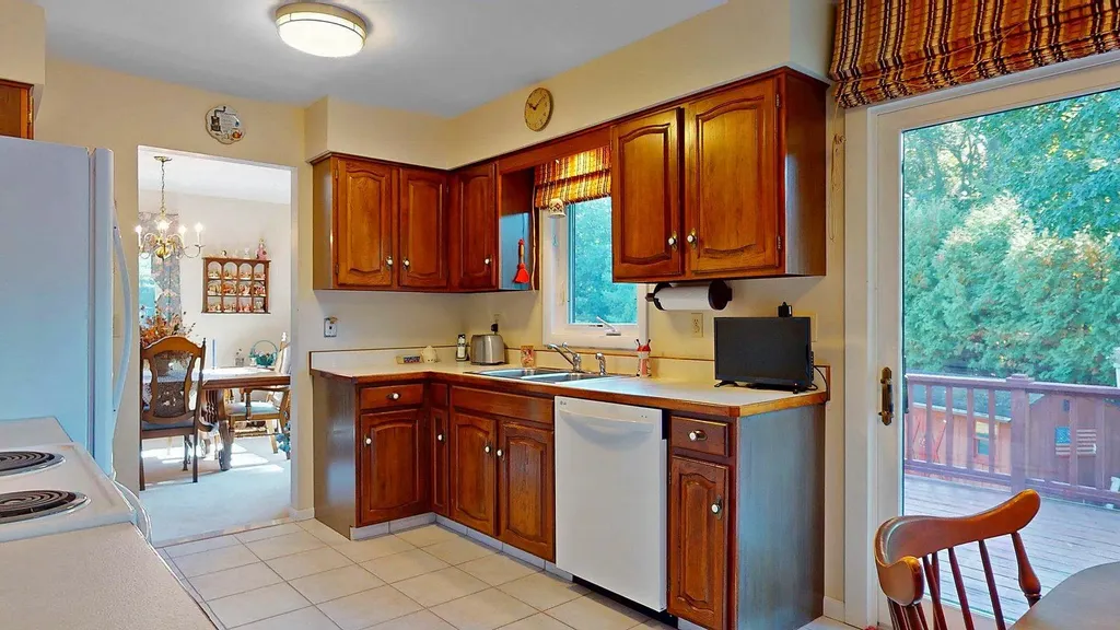 133 Timberlake Drive Colchester VT 05446