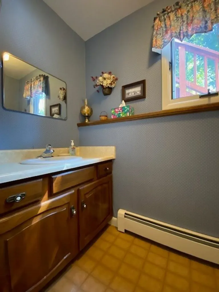 133 Timberlake Drive Colchester VT 05446