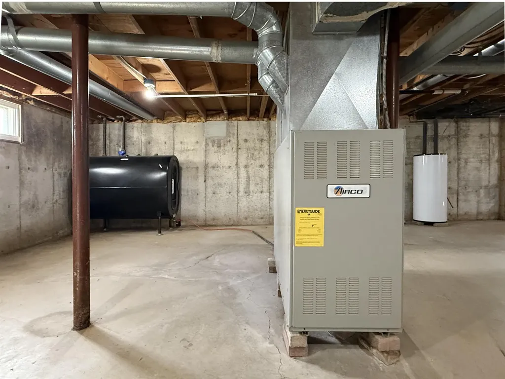 501 Quaker Street Ferrisburgh VT 05473