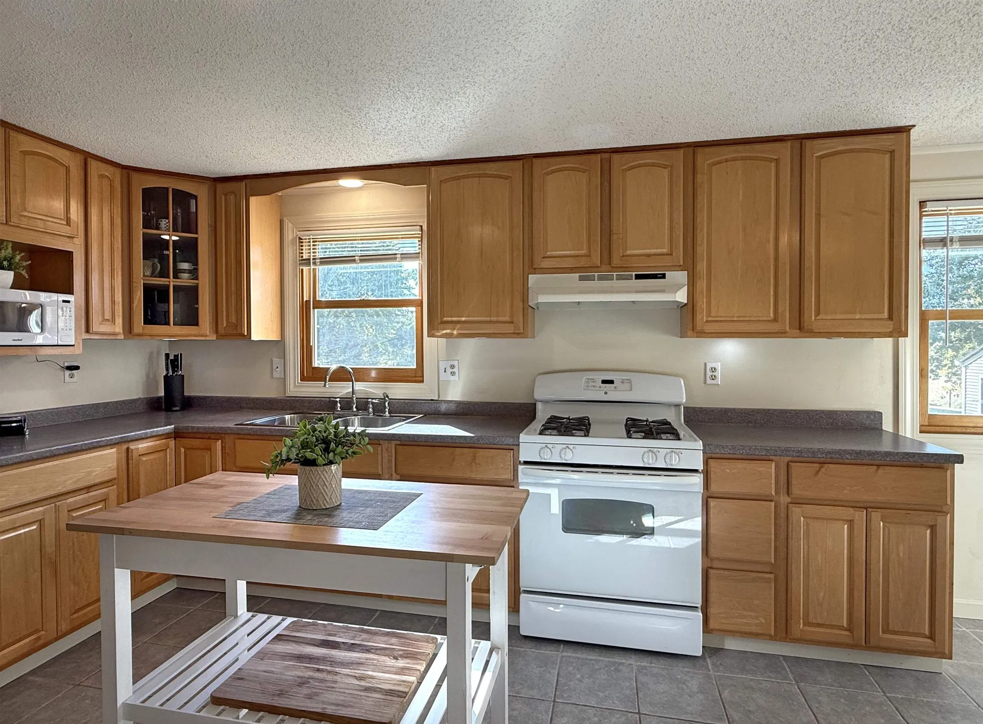 501 Quaker Street Ferrisburgh VT 05473