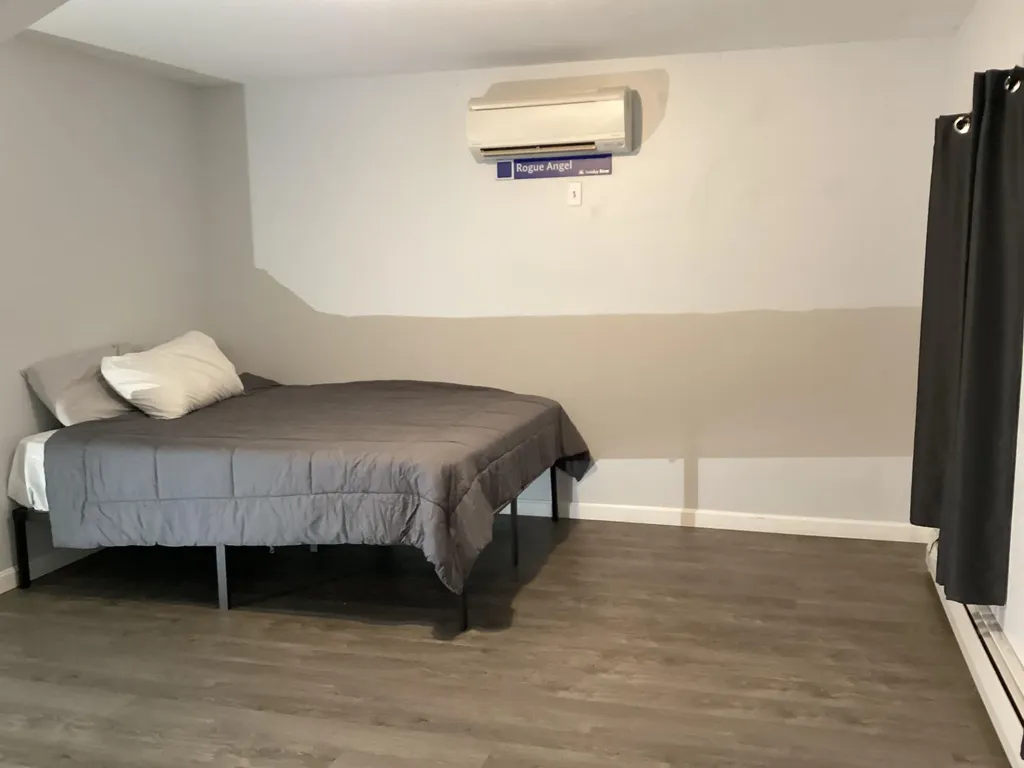 14 Foster Keene NH 03431