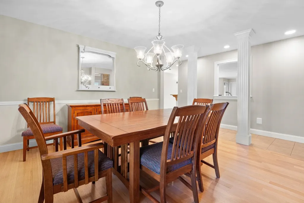 17 Welch Road Londonderry NH 03053