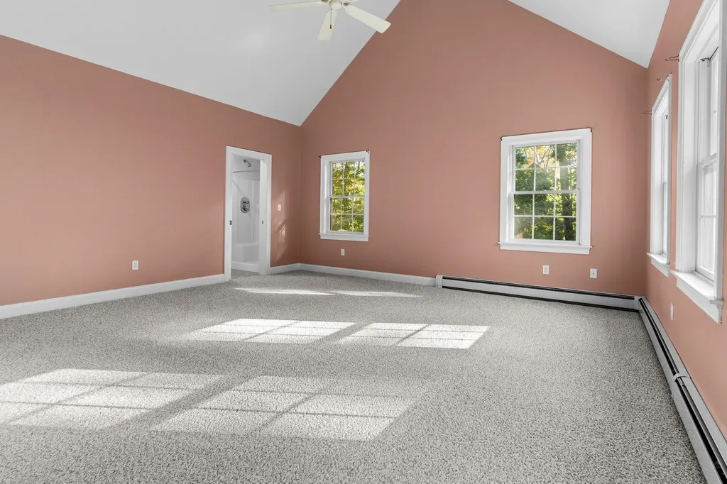 17 Welch Road Londonderry NH 03053