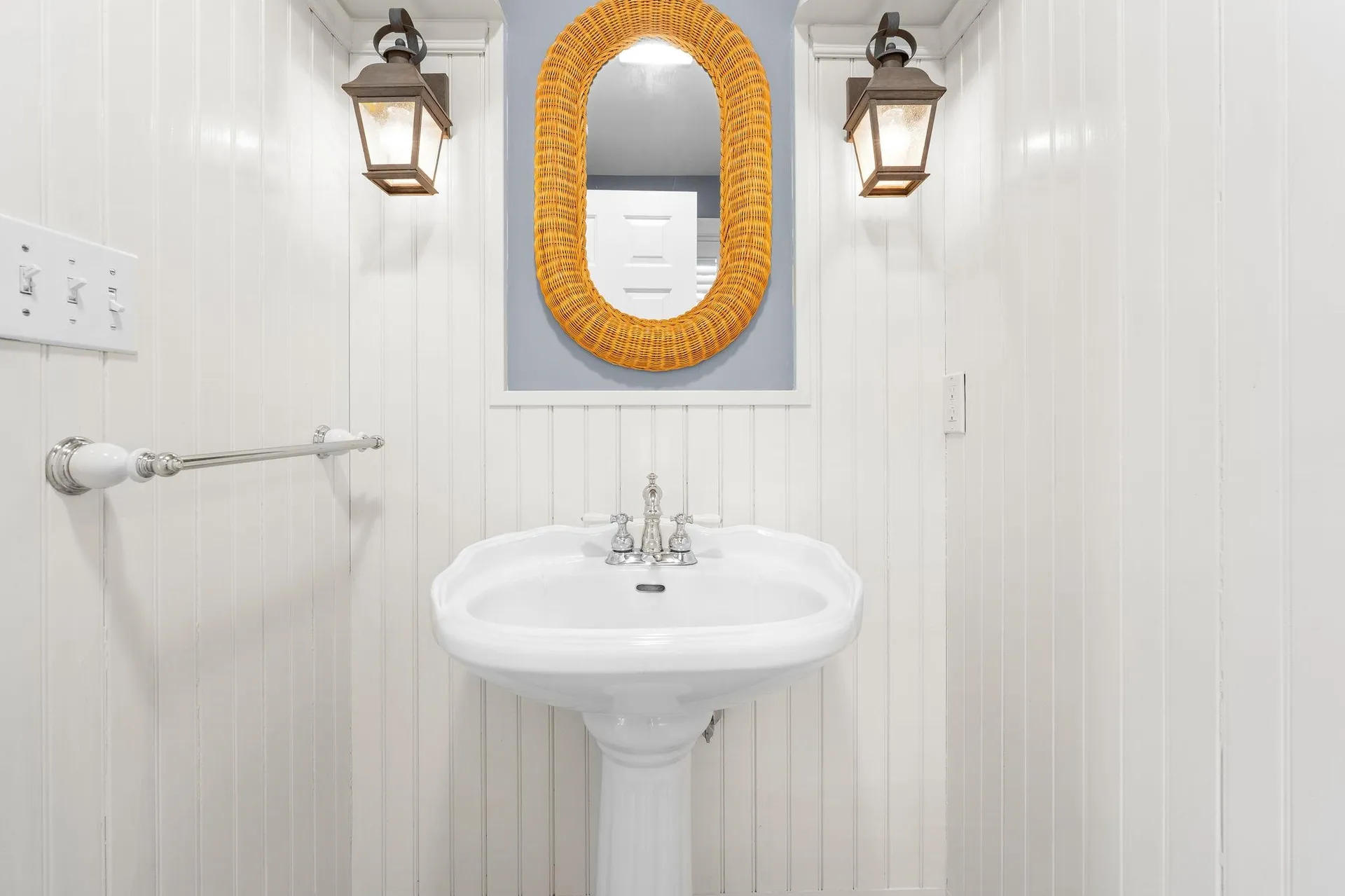 17 Welch Road Londonderry NH 03053