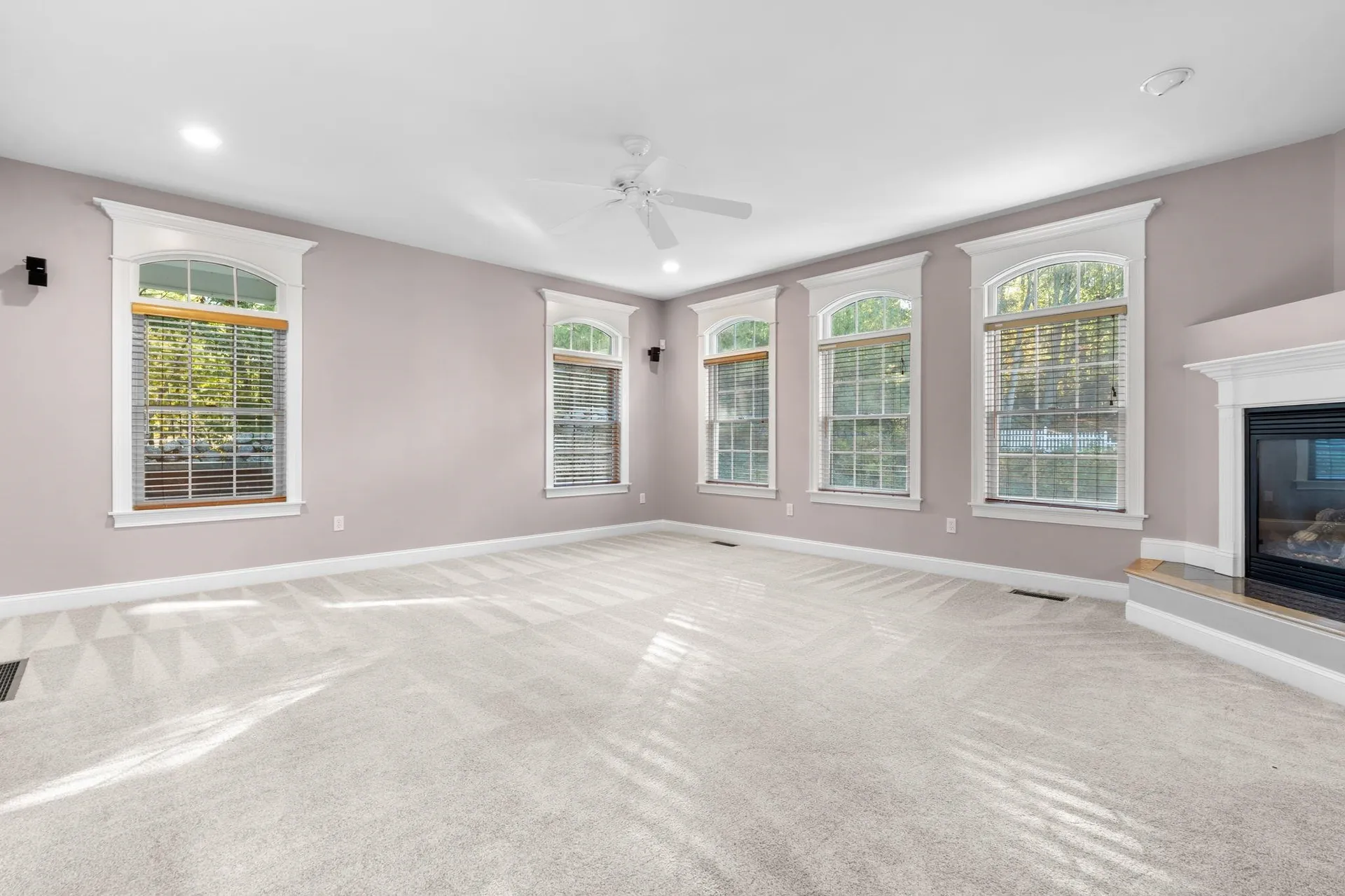 17 Welch Road Londonderry NH 03053