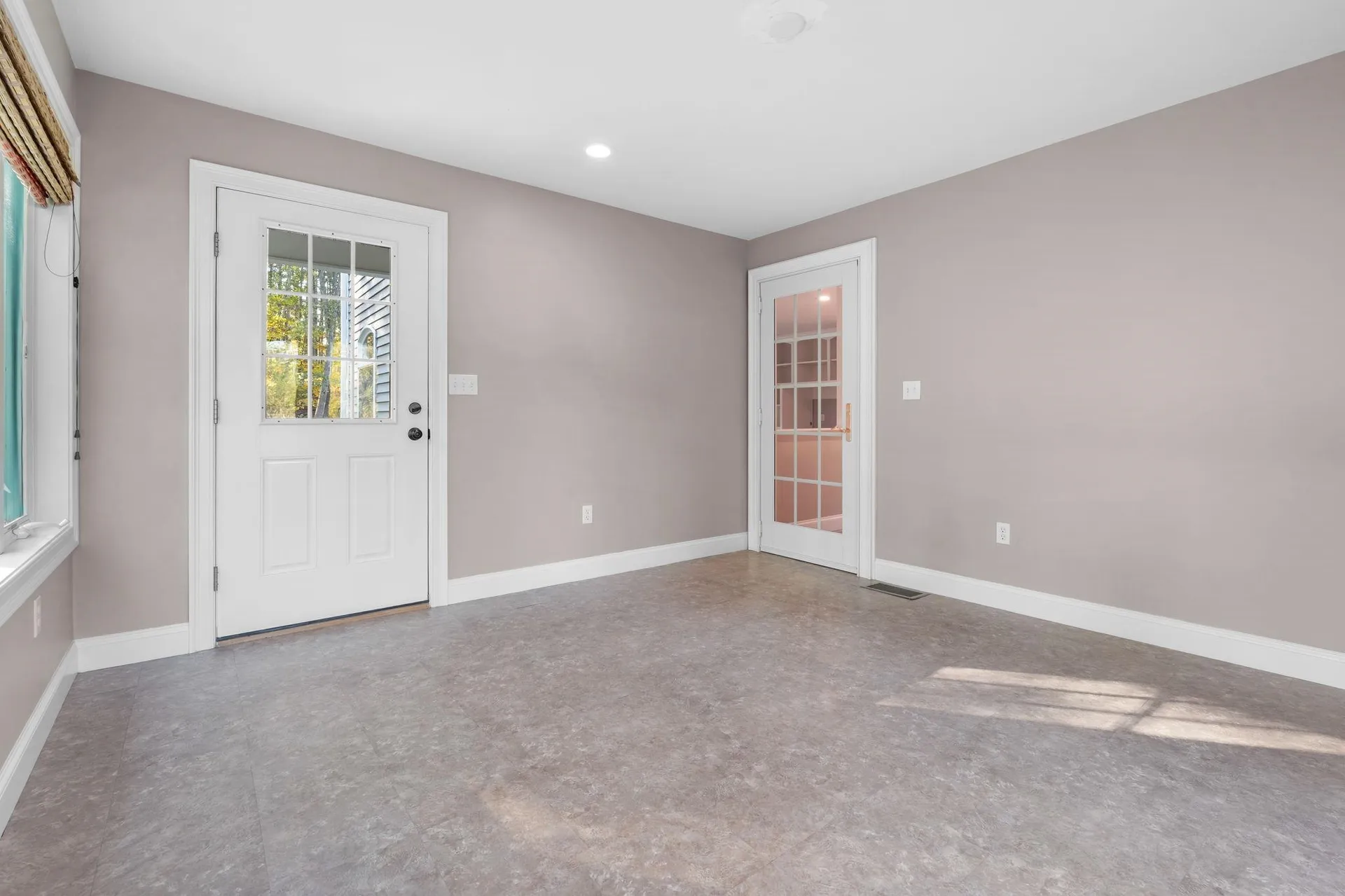 17 Welch Road Londonderry NH 03053