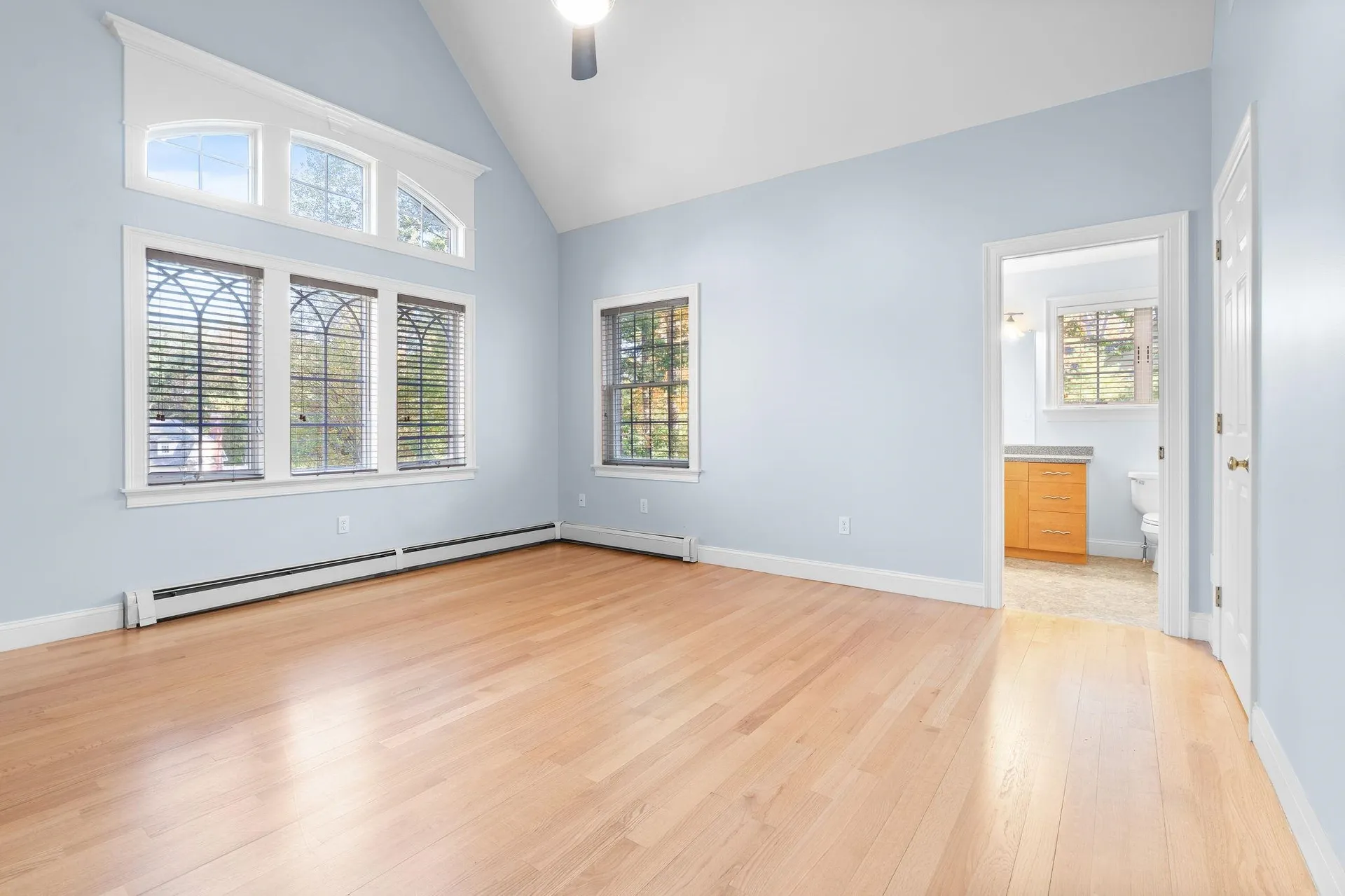 17 Welch Road Londonderry NH 03053