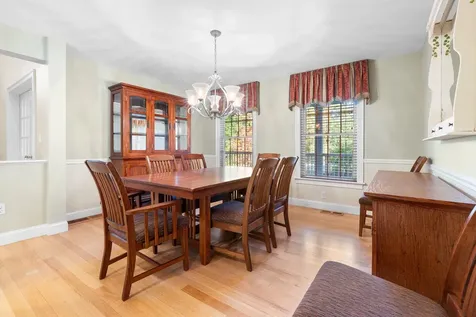 17 Welch Road Londonderry NH 03053