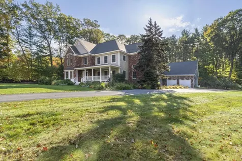 17 Welch Road Londonderry NH 03053