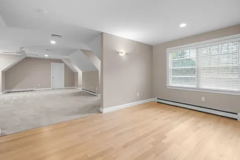 17 Welch Road Londonderry NH 03053