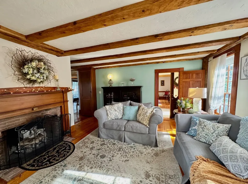 14 Curtis Road Gilford NH 03249