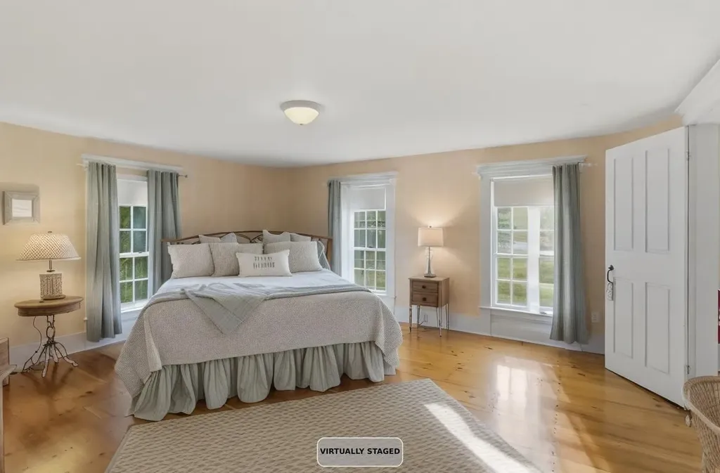 14 Curtis Road Gilford NH 03249