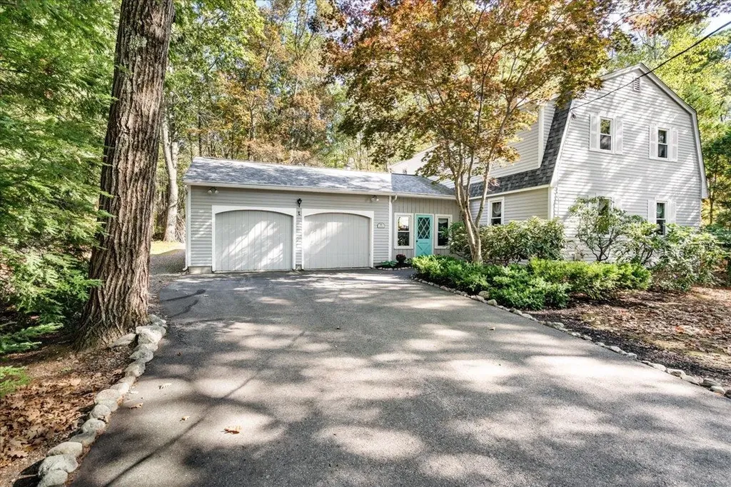 116 Lille Road Nashua NH 03062