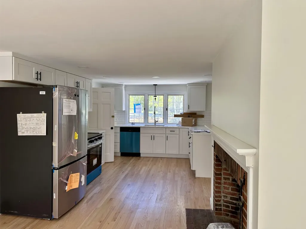 42 Blueberry Lane Peterborough NH 03458