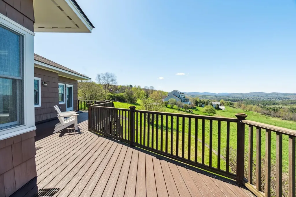 31 Eagle Ridge Drive Lebanon NH 03766