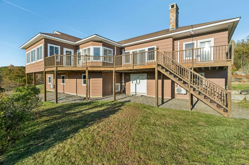 31 Eagle Ridge Drive Lebanon NH 03766