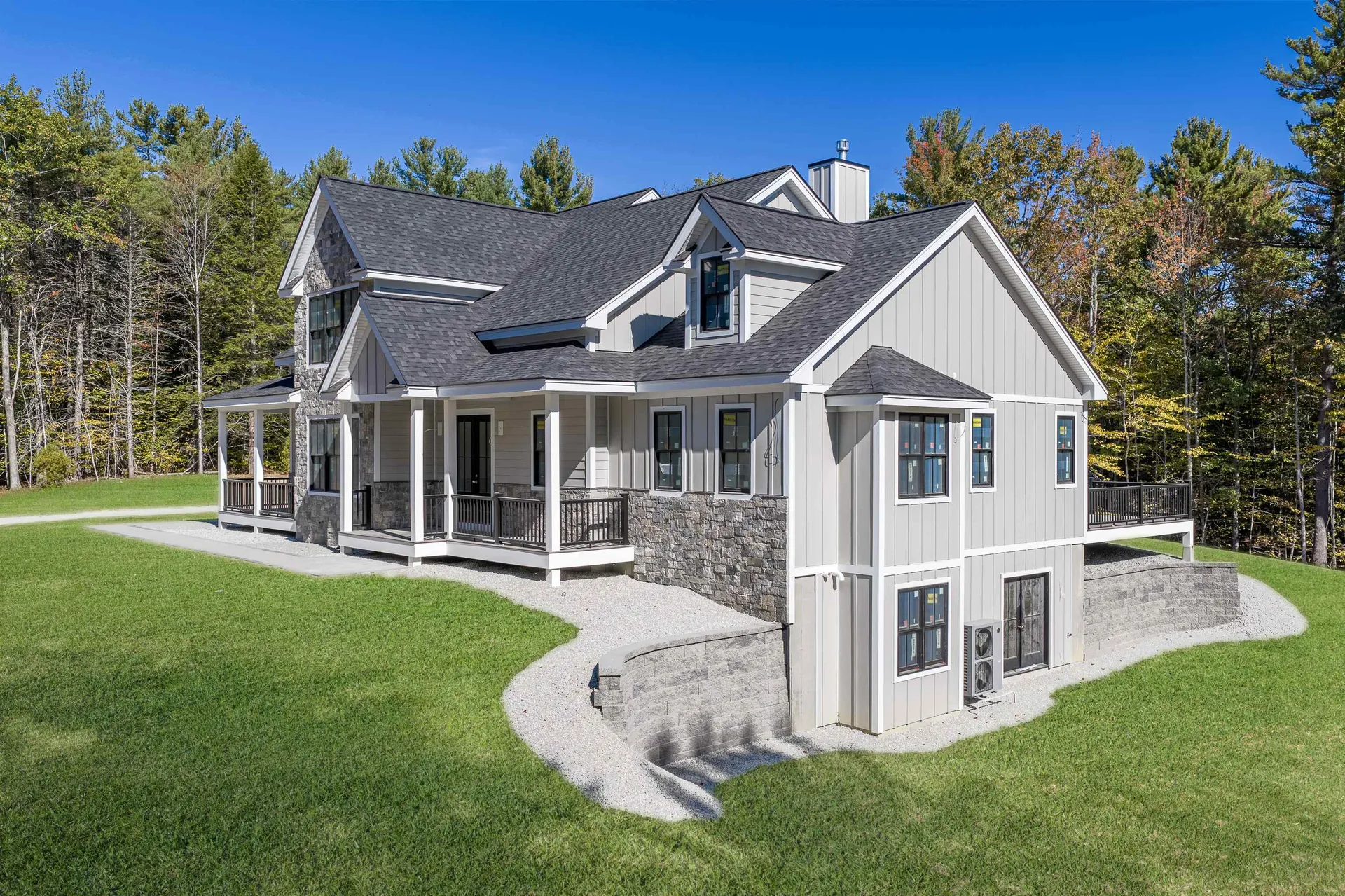 39 Lake Country Road Meredith NH 03253