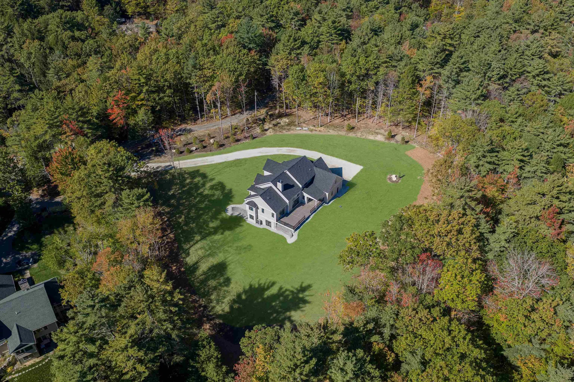 39 Lake Country Road Meredith NH 03253