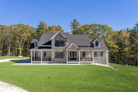 39 Lake Country Road Meredith NH 03253