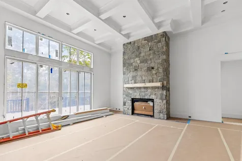 39 Lake Country Road Meredith NH 03253