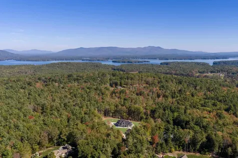39 Lake Country Road Meredith NH 03253