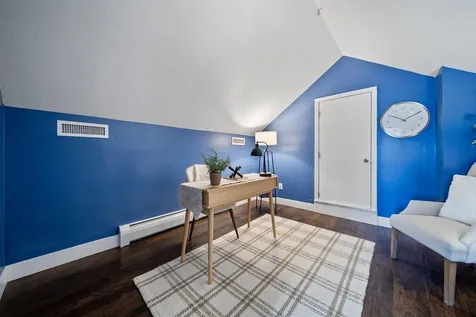 469 Cilley Road Manchester NH 03103