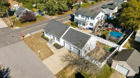 469 Cilley Road Manchester NH 03103