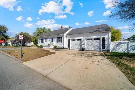 469 Cilley Road Manchester NH 03103