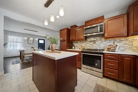 469 Cilley Road Manchester NH 03103