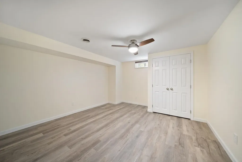 328 E Dunbarton Road Goffstown NH 03045