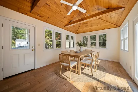 328 E Dunbarton Road Goffstown NH 03045