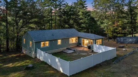 328 E Dunbarton Road Goffstown NH 03045