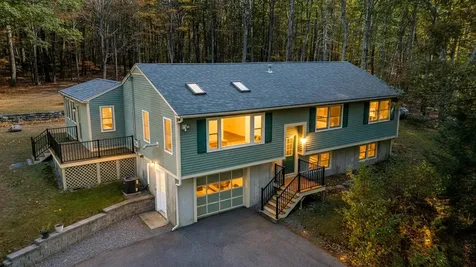 328 E Dunbarton Road Goffstown NH 03045