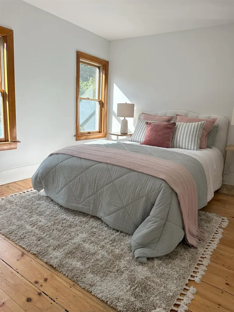 381 Thornton Street Manchester NH 03102