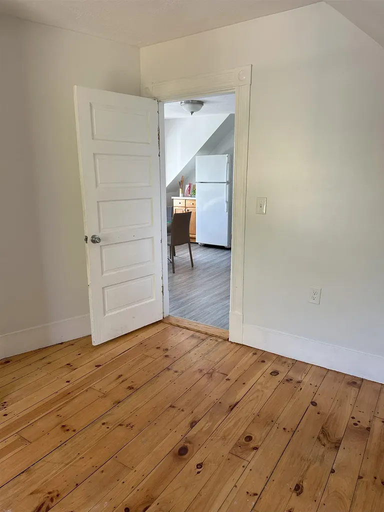 381 Thornton Street Manchester NH 03102