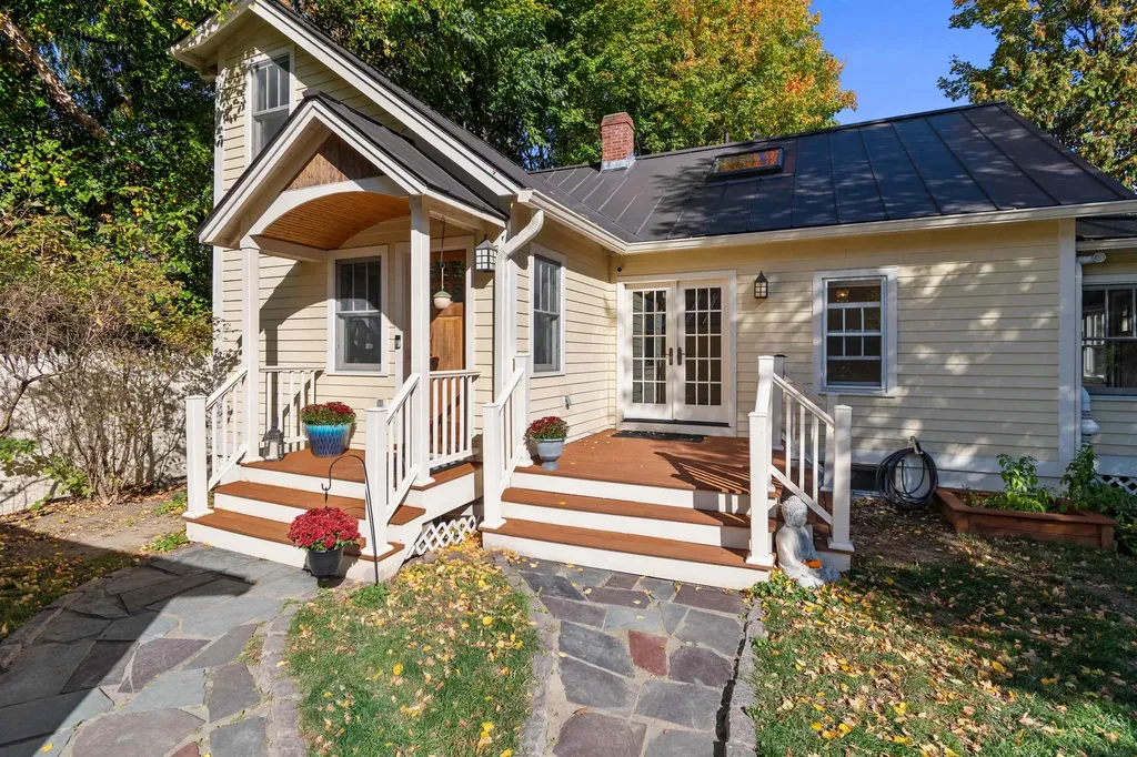 59 Wells Street Burlington VT 05401