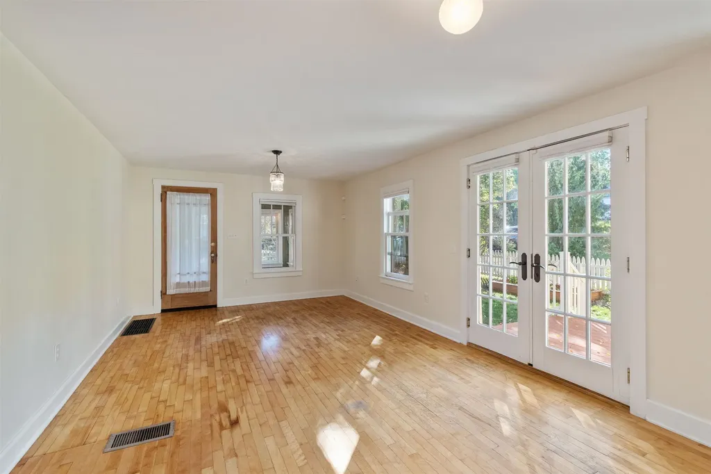 59 Wells Street Burlington VT 05401