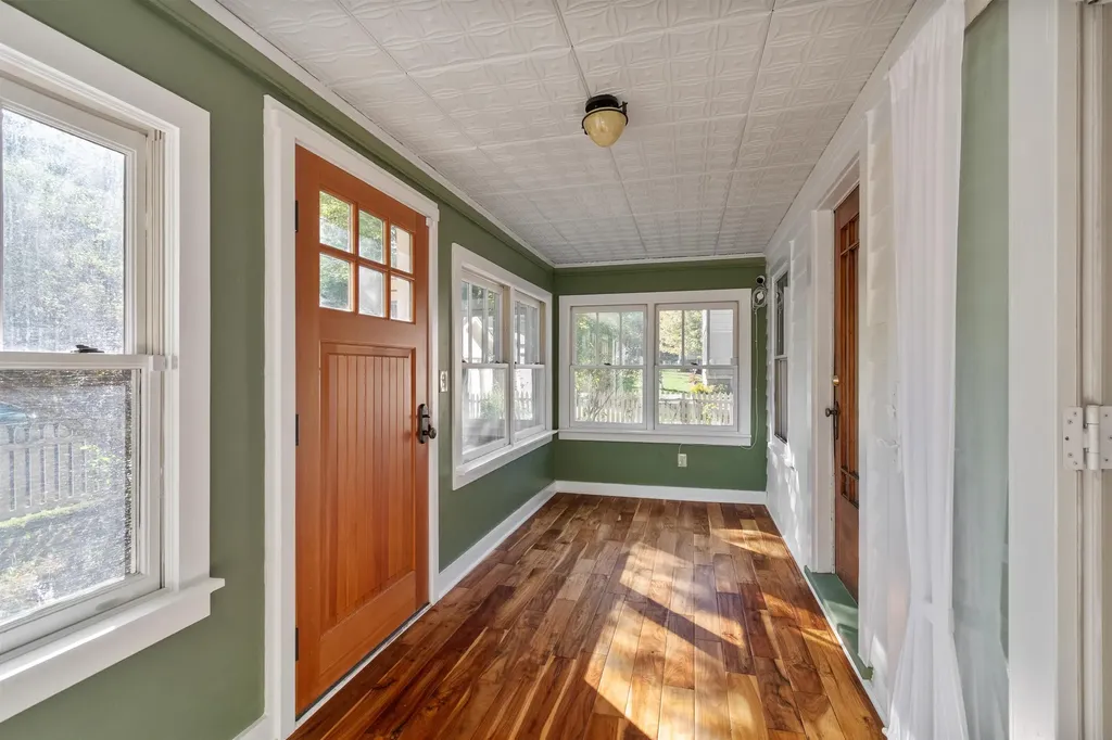 59 Wells Street Burlington VT 05401