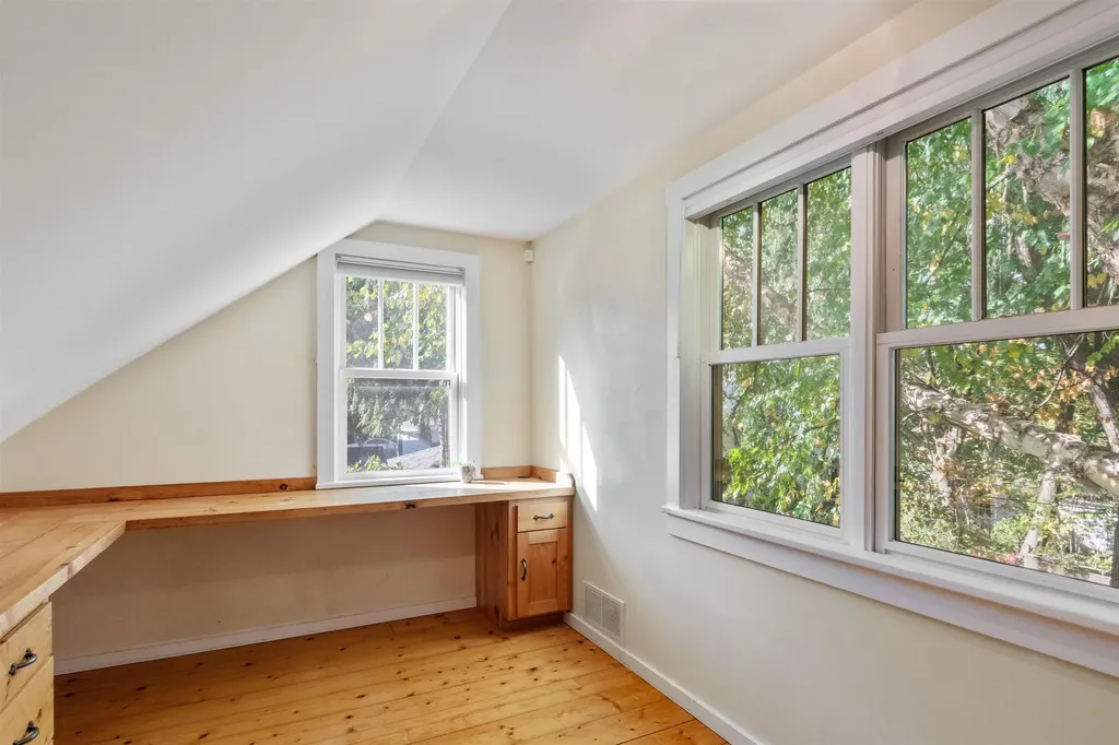 59 Wells Street Burlington VT 05401