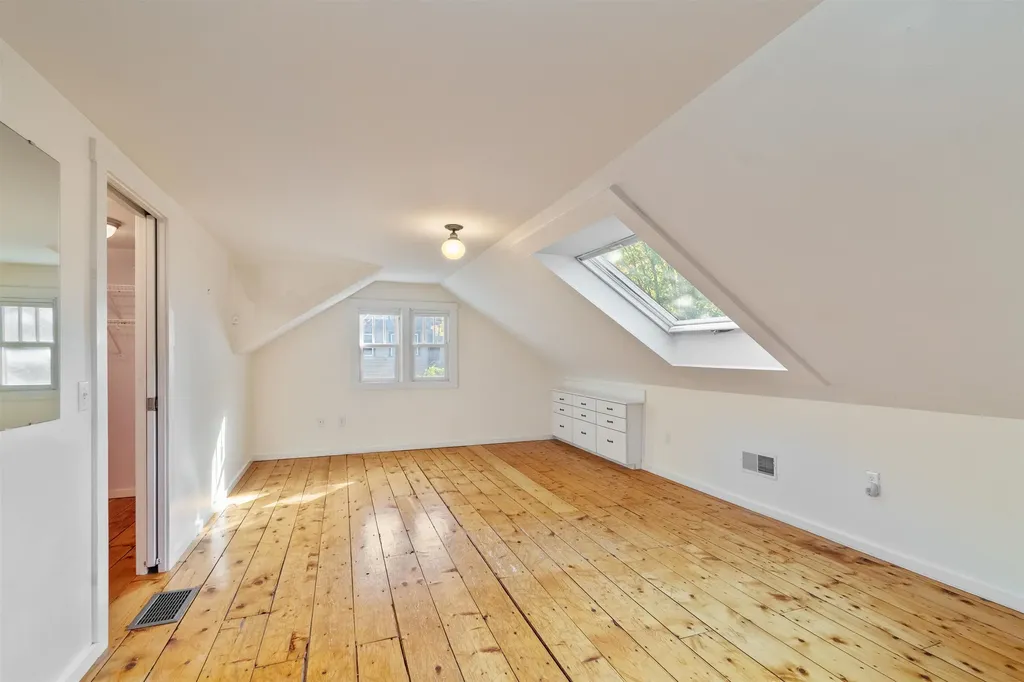 59 Wells Street Burlington VT 05401