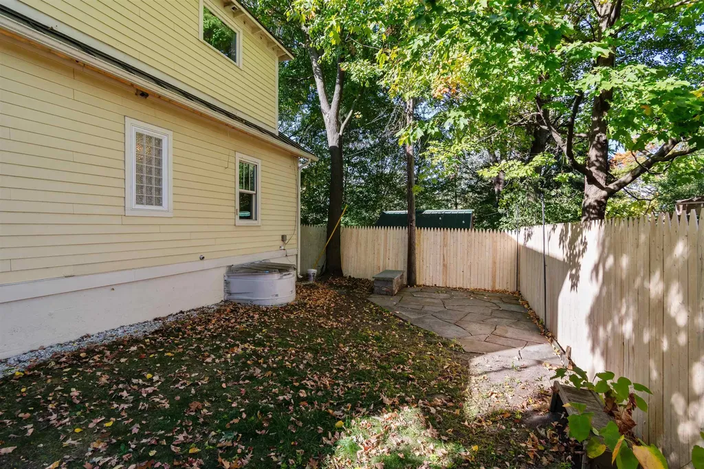 59 Wells Street Burlington VT 05401